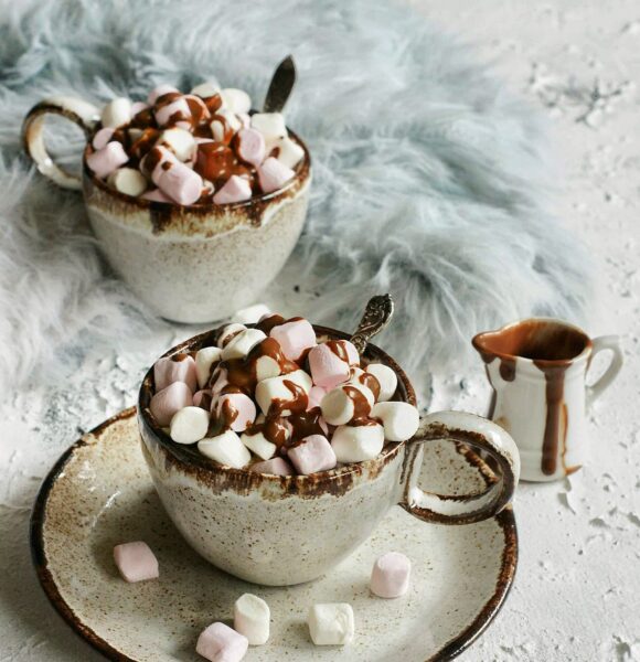 Gorąca czekolada z piankami marshmallow