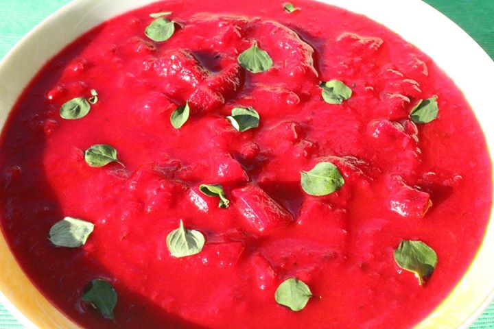 Zupa pomidorowo-buraczana wg Ewy Chodakowskiej