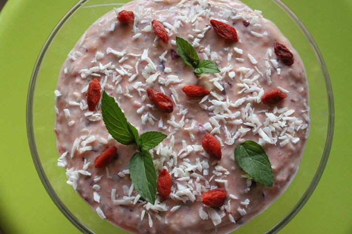 Śliwkowy pudding chia