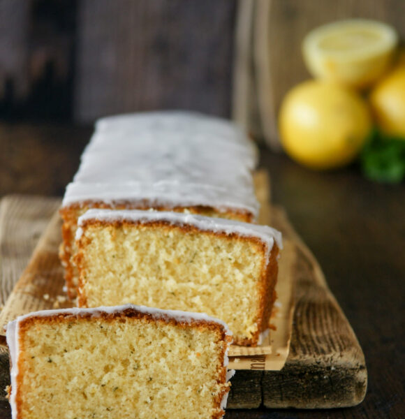 Babka cytrynowa z miętą