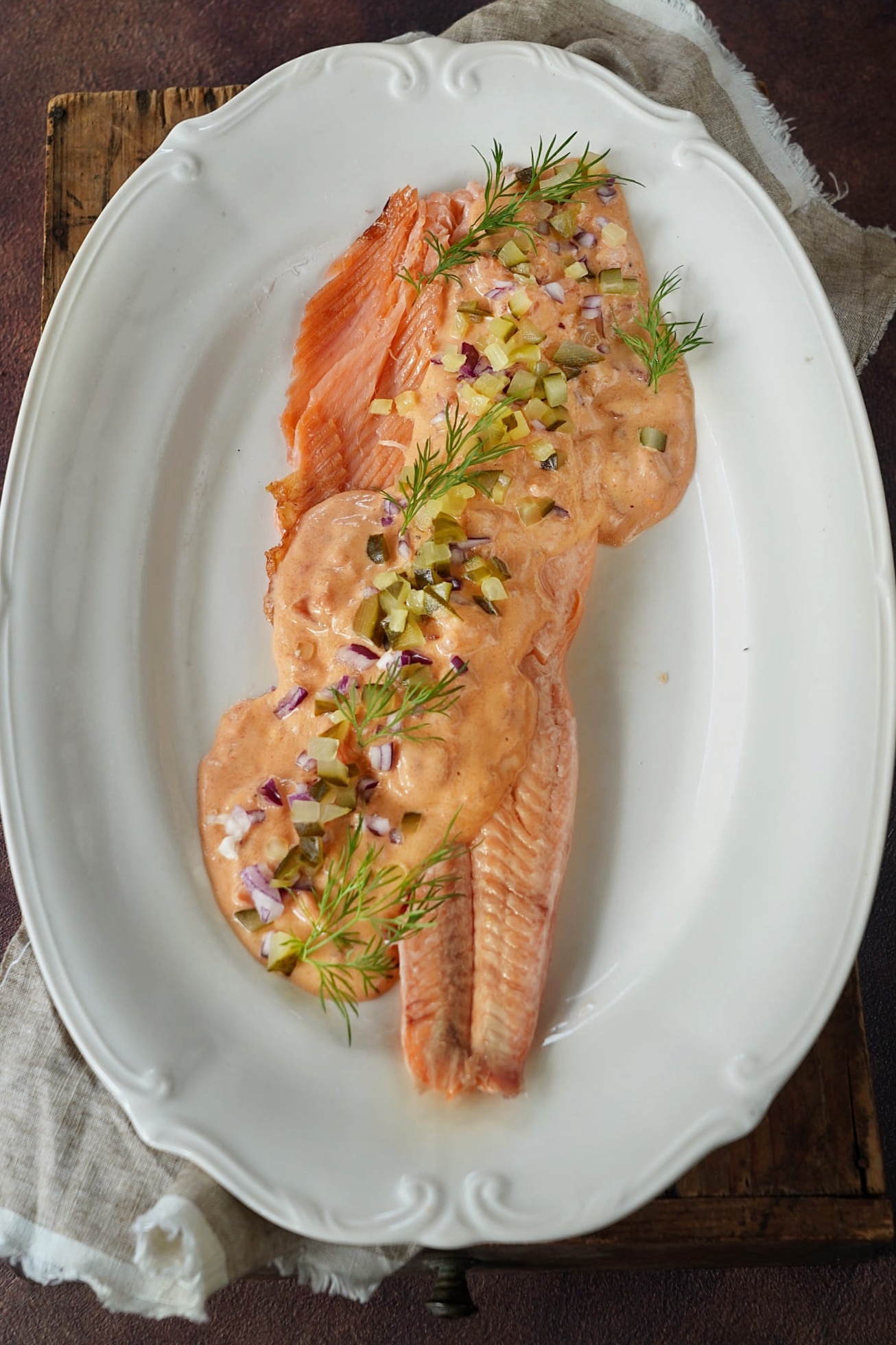 Wędzony pstrąg w sosie pomidorowo-śmietanowym